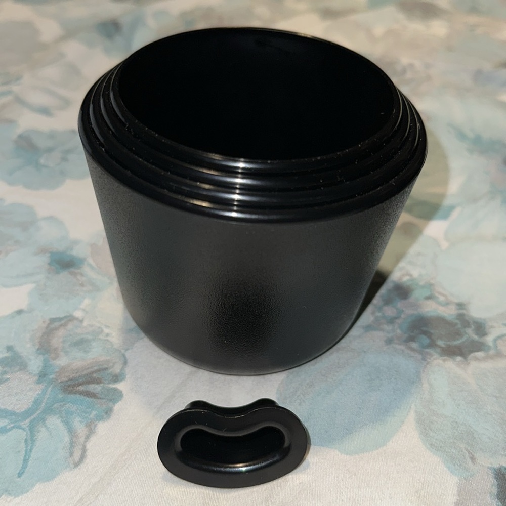WeatherTech cupfone Brand New In Box - Picture 8 of 10